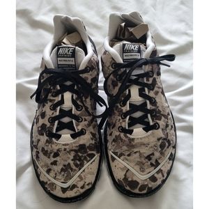 Rare! not made anymore Nike free fit 2